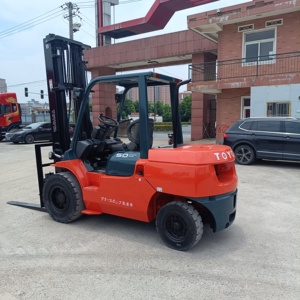 Famous Brand 5ton Diesel <b>Forklift</b> With Original Engine Cheapest Price Toyota 7F <b>Forklift</b> with Triplex Mast - Product Image 2