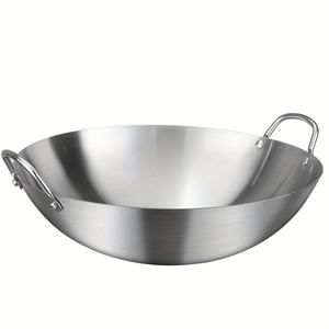 Guangzhou <span class=keywords><strong>Wok</strong></span> de acero inoxidable de 40cm con doble mango de madera Cocina de Inducción Compatible con cocinas chinas restaurantes hoteles - Product Image 1