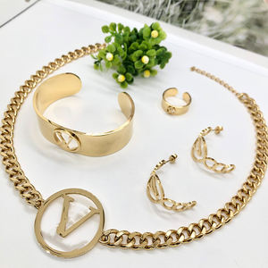 Moda marka tasarımcısı takı 18k altın paslanmaz çelik Pvd su geçirmez abartılı takı marka tasarımcısı kadın takı seti - Product Image 3