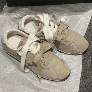 Scarpe Sportive Casual Versatili da Donna in Pelle Stile Mandarin Duck Bow Forrest per Camminata - Product Image 4