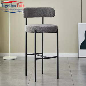 Chaises de bar modernes de luxe en velours doux au design unique, personnalisables, pour clubs - Vente en gros fabricant - Product Image 5
