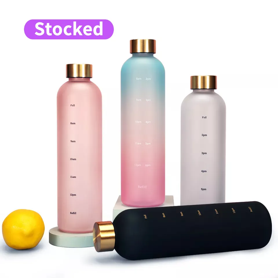 Reusable Plastic 32Oz Sublimation Travel High Quality Cartoon Glass Vacuum Sealed Self Cooling Water Bottles With Crystal Stone