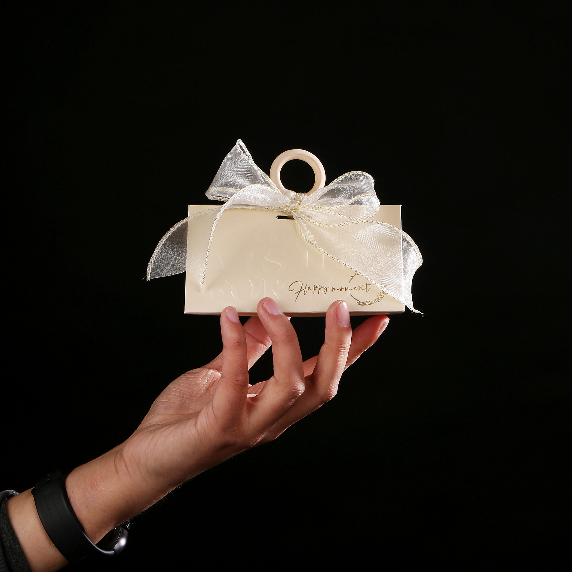 Nouvelle boîte beige + tulle queue de poisson bordé d'or