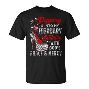 Camiseta Promocional con la Gracia y la Misericordia de Dios para Cumpleaños de Febrero: Entrando en el Año Nuevo con Bendiciones - Product Image 1