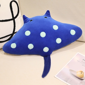 Peluche de poisson-diable de dessin animé, coussin décoratif, cadeau pour petite amie à l'anniversaire - Product Image 3