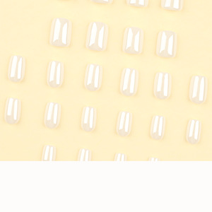 <span class=keywords><strong>Faux</strong></span> <span class=keywords><strong>ongles</strong></span> à presser couleur unie White Moonlight, courts, carrés, brillants, réutilisables pour un usage quotidien - Product Image 3