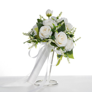 Fleur artificielle blanche <span class=keywords><strong>pour</strong></span> mariage, bouquet de mariée, <span class=keywords><strong>d</strong></span>écoration de mariage, fleur <span class=keywords><strong>pour</strong></span> demoiselles <span class=keywords><strong>d</strong></span>'<span class=keywords><strong>honneur</strong></span> et enfant <span class=keywords><strong>d</strong></span>'<span class=keywords><strong>honneur</strong></span> - Product Image 4