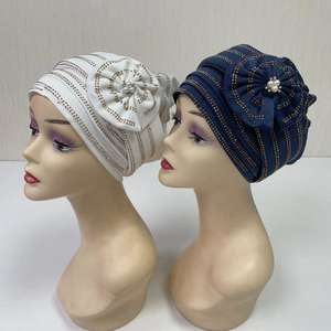 Gorros de flores de nuevo diseño para <span class=keywords><strong>mujer</strong></span>, turbantes de cuentas musulmanas de África, gorras de <span class=keywords><strong>mujer</strong></span>, Bandana de diamantes de imitación, <span class=keywords><strong>sombreros</strong></span> plisados indios - Product Image 4