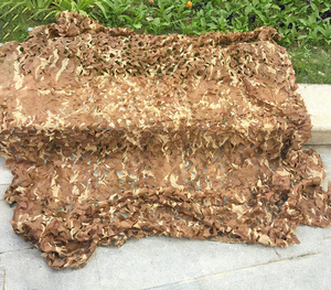 Voile d'ombrage RAYEE Filet de Camouflage Beige, câble en acier renforcé, 5x5 mètres, matériau en nylon, service de découpe - Product Image 4