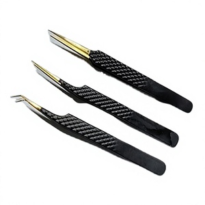 Pince à épiler ASAP écologique et durable en acier inoxydable de 10 mm, à pointe angulaire et lisse, revêtement noir, pour les soins de beauté essentiels et les cils - Product Image 1