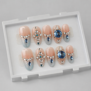 Uñas Postizas con Degradado Azul y Pedrería, Forma Almendrada, Cobertura Total, para Salón o Fiestas - Product Image 5