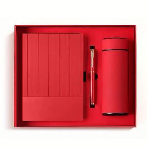 Coffrets Cadeaux d'Entreprise de Luxe Personnalisés avec Logo - Carnet en Cuir, Stylo, Bouteille et Boîte Cadeau - Ensemble Vert pour Bureau Professionnel - Product Image 3