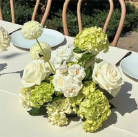 Vente en gros de décorations florales réalistes pour allée de mariage, fleurs artificielles vertes et blanches de 50 cm, bouquet de fleurs pour allée