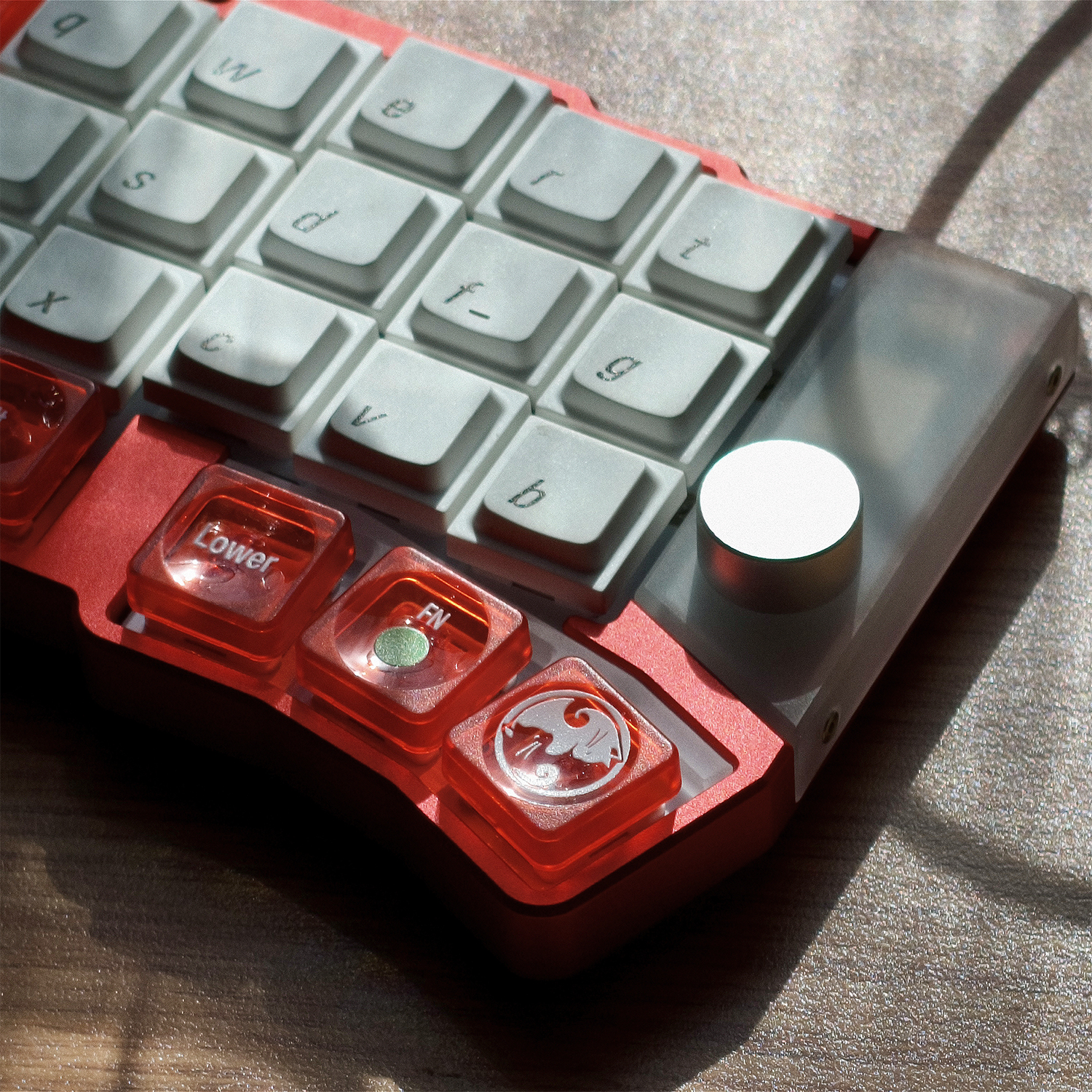 Jezail Funder Cornix 分割メカニカルキーボード テント型