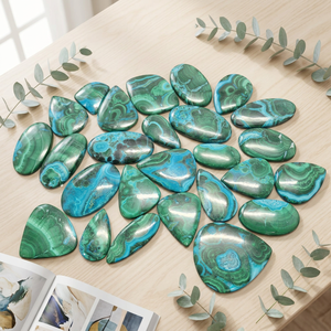 Malachite Verte Naturelle Formes Mixtes Pierre Précieuse Polie 10-30mm Effet de Couleur Certifiée par un Certificat Tierce Partie pour la Fabrication de Bijoux - Product Image 3
