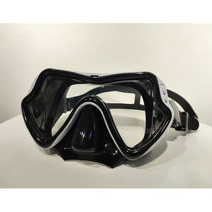 Masque de plongée panoramique en silicone avec revêtement anti-buée brillant pour la plongée sous-marine - Product Image 5