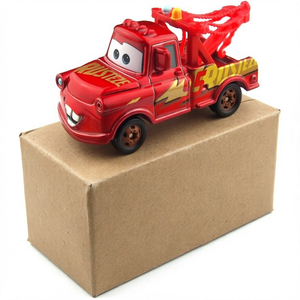 Voitures TOMY McQueen, Mater et le Roi - Édition Deluxe - Voiture de sport en métal moulé sous pression à l'échelle 1/43 avec contrôle à inertie - Emballée - Product Image 1