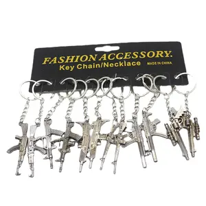 Hy hợp kim súng trường Keychain thủ công bắn tỉa tiểu liên Súng Mặt dây chuyền Mini Pistol Keyring