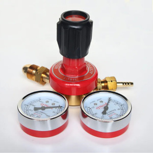 Válvula Reguladora de Presión de Oxígeno y Manómetro de Acetileno Estilo Japonés YAMATO para Equipos de Soldadura y Corte LPG - Product Image 4
