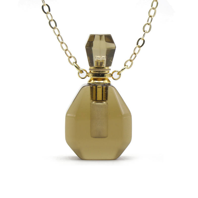 สีน้ำตาลอ่อน