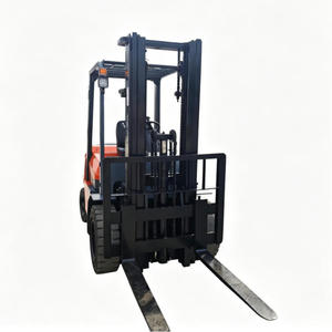 Chariot élévateur diesel Toyota FD30 d'occasion, 3 tonnes, 4300 kg, avec déplacement latéral, moteur japonais d'origine, faible nombre d'heures de fonctionnement, installation facile - Product Image 1