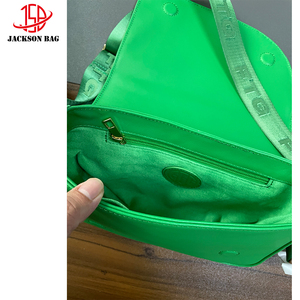 علامة تجارية عالية الجودة للرجال مصمم جودة ممتازة Crossbody Messenger مع إغلاق محفظة عملات معدنية عتيقة بسحاب - Product Image 4