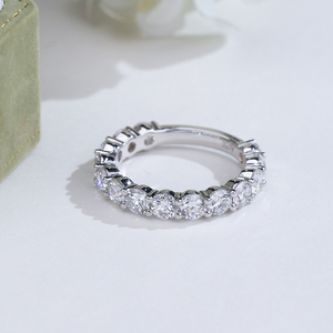 Bague de fiançailles Messi Jewelry MSR-2145 en or 18 carats avec diamant rond de laboratoire - Product Image 5