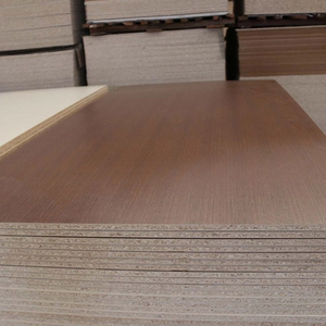 Tablero de Partículas de Melamina Resistente a la Humedad Grado E0, Paneles de Aglomerado Laminado de 18 mm y 20 mm para Muebles Modernos - Product Image 4