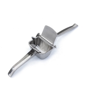 Heavy Duty Premium Quality Manual Cold Press <b>Juicer</b> <b>Machine</b> Stainless Steel Slow <b>Fruits</b> 01BA040 <b>Juicer</b> <b>Machine</b> <b>Fruits</b> <b>Juicer</b> 01B - Product Image 5