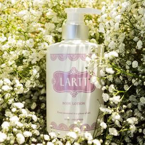 Loción Corporal Coreana Intensiva con Ácido Hialurónico y Colágeno para Antienvejecimiento, Hidratación Profunda con Acabado Refrescante, para Todo Tipo de Piel - Product Image 4