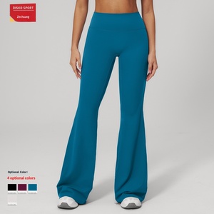 Pantaloni sportivi da donna a vita alta, a gamba larga, modellanti, a campana, lunghi, in feltro cremoso, tinta unita, con controllo pancia - Product Image 2