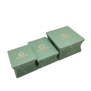 Boîte à bijoux mode Shero en cuir PU vert emballage personnalisé de luxe pour bijoux en velours boîte à bagues boîte cadeau pour bijoux avec logo - Product Image 3