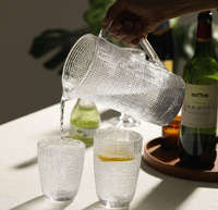 Verres à vin vintage transparents de couleur unie en gros, fabriqués à la machine, avec pied croisé, pour mariage