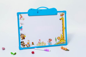 Tavola Elettronica Parlante per l'Apprendimento dell'Alfabeto Arabo, Giocattolo Educativo Islamico Certificato EN71 per Bambini 3-6 Anni con Tabella Sonora - Product Image 4