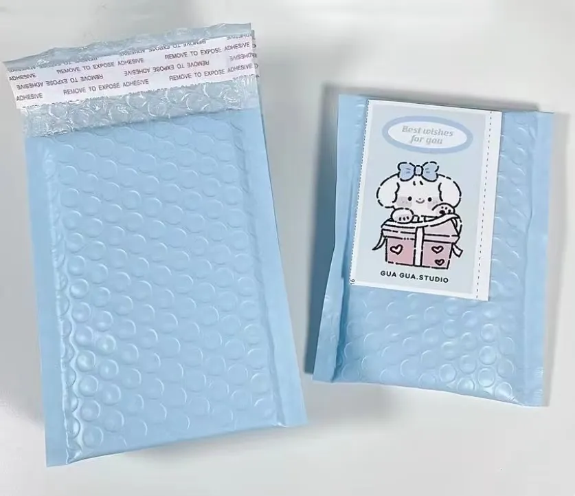 Emballage d'expédition Petit sac d'emballage postal enveloppe postale personnalisée en poly enveloppe à bulles rembourrée avec logo