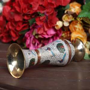 แจกันดอกไม้อะลูมิเนียมทำมือ ลายสลักนกยูง ดีไซน์หรูหรา พรีเมียม เหมาะสำหรับตกแต่งห้องนั่งเล่น มีราคาส่งออก - Product Image 5