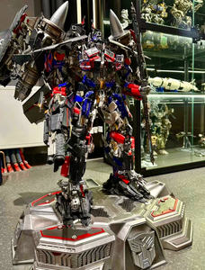 Estatua de <span class=keywords><strong>Optimus</strong></span> <span class=keywords><strong>Prime</strong></span> de American Comics para Coleccionistas, Material de Resina, Pintada a Mano, Artística, Ultra Detallada - Product Image 5