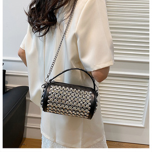 Sac à main cylindrique clouté de diamants pour femmes Niche Design chaîne sac à main femmes dames à la mode sac à bandoulière - Product Image 4