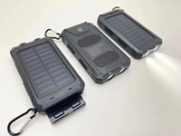 Haute 10000mAh Étanche Solaire Mobile Power Bank Nouvelle Boussole LED Affichage Portable Téléphone Dispositif De Charge LI-Polymère Porte-clés