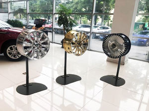प्रदर्शनी शोरूम 360 डिग्री घूर्णन कार खड़े पहिया रिम डिस्प्ले रैक स्टैंड - Product Image 2