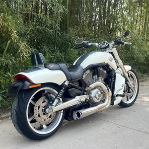 Harley-Davidson V-Rod Muscle VRSCF 1250cc, moto cruiser d'<span class=keywords><strong>occasion</strong></span>, moteur V-Twin américain d'origine, état parfait, à vendre - Product Image 6