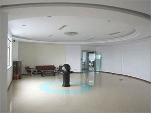 1 cintre en plastique pour enfants et adultes, pour vêtements, avec clips - Product Image 6