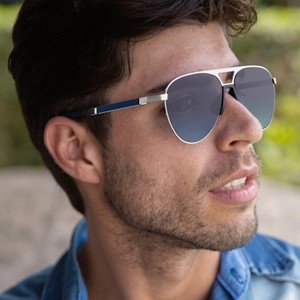 แว่นกันแดดทรงนักบินผู้ชายกรอบโลหะป้องกันรังสียูวี 400 คลาส 2 แว่นกันแดดพลาสติกสีดำและกรอบโลหะสำหรับใช้กลางแจ้ง - Product Image 5