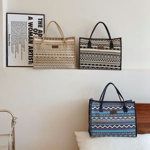 Sac fourre-tout de messager en toile de grande capacité de style folklorique rétro Sac à bandoulière simple pour femmes - Product Image 4