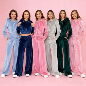 ชุดวอร์มกำมะหยี่สีพื้นสำหรับผู้หญิง มีฮู้ด แขนยาว มีเชือกผูกและซิป ชุดเซ็ต 2 ชิ้น รับสกรีนโลโก้ ชุดสองชิ้นสำหรับผู้หญิง - Product Image 1