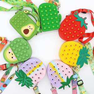 새로운 유행 만화 실리콘 미니 안절부절 못하는 핸드백 소녀를위한 싱글 숄더 스트랩과 남녀 공용 지퍼 동전 지갑 - Product Image 1