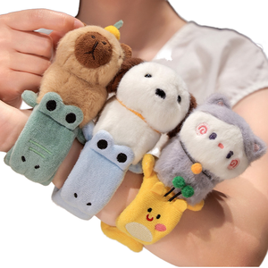 Pulseras a presión de felpa <span class=keywords><strong>Kawaii</strong></span> para niños 3 diseños de animales lindos-Kapibara-<span class=keywords><strong>san</strong></span> Bunny & Dog Tela súper suave ODM Personalización MOQ bajo - Product Image 1
