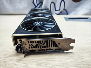 Tarjeta Gráfica RX 6800 6800XT de 16GB para Juegos, GPU de Escritorio Usada, Interfaz PCI Express, DVI, Ventilador - Product Image 4