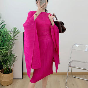 Vestido plisado irregular 2024 vestido chal plisado Oriente Medio suelto de talla grande vestido elegante y modesto para mujer - Product Image 3