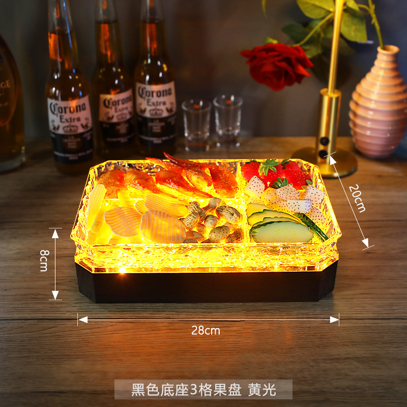 3 fondo negro con luz dorada.